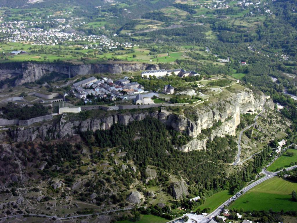 מון-דופה Le Rendez Vous De Vauban Gites & Spa מראה חיצוני תמונה